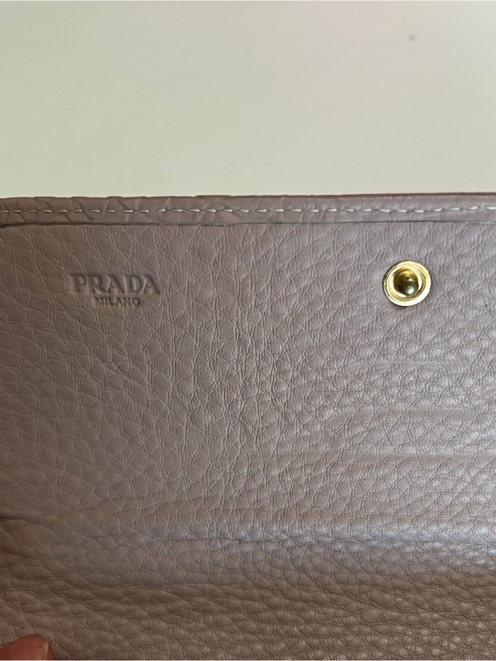 Prada Mauve Textured Leather Continental Wallet with Gold Logo - Picture 7 of 8